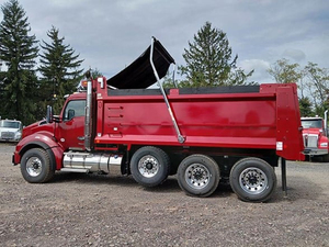 Kenworth T880 Rojo 2025, 6x4, Usado, Caja de Cambios Automática, Motor Diésel Euro 6, Tracción 8x4, 451-500hp - Product Image 4