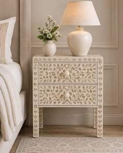 Mesa de Muebles con Incrustaciones de Hueso Hecha a Mano, de Alta Demanda, con Diseño de Mosaico Geométrico para Decoración de Hogar de Lujo y Sala de Estar, en Venta - Product Image 5