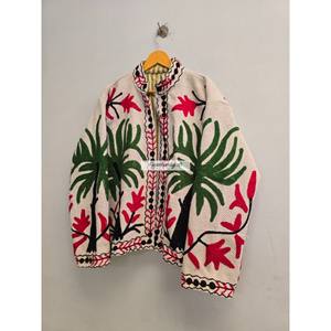 Veste brodée ouzbèke faite à la main, veste courte Suzani, veste bohème chic, veste de soirée pour femmes, manteau - Product Image 4