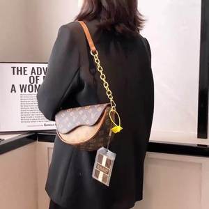 Bolsos de Mano de PU para Mujer de Marca de Diseño de Lujo, Bolso Bandolera Retro de Moda con Cadena, Impermeable - Product Image 6