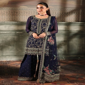 Ropa para damas _ Traje pakistaní para fiestas, tendencias en ropa elegante para fiestas, vestido elegante para mujer, elegancia bordada, vestidos para fiestas - Product Image 1