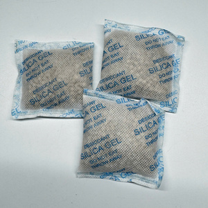 Desecante de Arcilla Activada Biodegradable de Origen Mineral, 30g/40g/50g, 25% de Tasa de Absorción, Empaque de Tela Azul, Desecante de Vietnam - Product Image 2