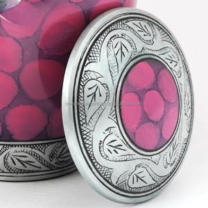 Urna de cremación grabada en plata floral para cenizas humanas, urna para cenizas conmemorativas funerarias hechas a mano para adultos, bolsa de urna grande incluida en rosa - Product Image 4