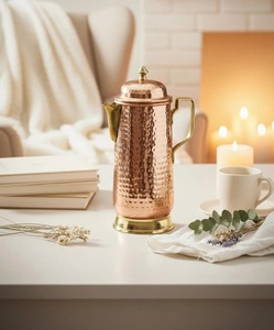 Jarra de Agua con Diseño Martillado, Perfecta para Cenas Familiares, Recepción de Invitados con Elegancia y Regalos Pensados, Hecha a Mano en India - Product Image 5