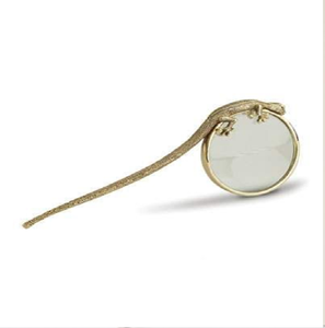 Lupa de latón con forma de tortuga, con tallado detallado en la carcasa, disponible a precios de mayorista para decoración del hogar. - Product Image 2