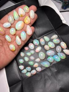 Opale d'Éthiopie naturelle blanche de qualité supérieure AAA+ 401,80 CT, 49 pièces, formes mélangées, cabochon, jeu de couleurs, pour la fabrication de bijoux/les collectionneurs Zehra - Product Image 5