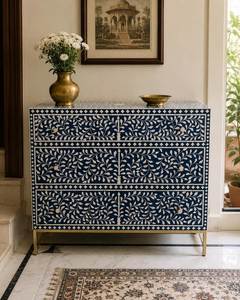 Commode et armoire de rangement de luxe en bois massif noir avec incrustations d'os, 3 tiroirs, motif floral traditionnel fait main, pour chambre à coucher - Product Image 5
