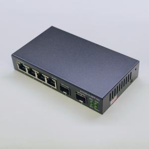 Switch Ethernet de bureau non géré 4 ports 2.5G avec 2 ports SFP+ 10G, Plug & Play, communication Full-Duplex IEEE802.3af/at PoE - Product Image 2
