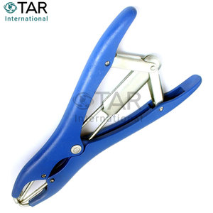Bandeuse de Castration Économique Bleue Qualité A+ en Plastique Durable pour Bovins, Ovins, Caprins – Outil de Castration pour Usage Vétérinaire en Ferme - Product Image 3
