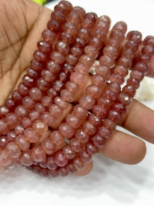 Petites perles de pierres précieuses, quartz rose fraise naturel AAA, perles facettées rondes, 8 mm, brin de 8 pouces - Product Image 3