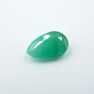 Gema de Esmeralda Facetada en Forma de Pera, 2.30ct, Gema Verde Natural de 11x7x4.5mm, Marca HAYAAT GEMS para Joyería, Origen Rajasthan - Product Image 2