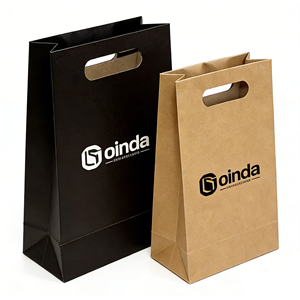 Sacs cadeaux en papier kraft noir de luxe avec logo personnalisé, poignée découpée pour l'emballage de parfums, cosmétiques et mascara - Product Image 3