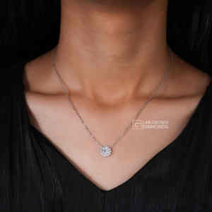 Colgante de Lujo de Plata S925 con Moissanita de Corte Redondo para Mujer, Calidad VS EF, Trece Piedras, Regalo de Joyería para Aniversario de Bodas - Product Image 1