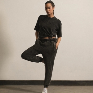 Camisetas de mezclilla para hombre y mujer, OEM, estilo casual urbano, transpirables, 100% algodón, para gimnasio, con logo personalizado, 360g, para todas las estaciones. - Product Image 1