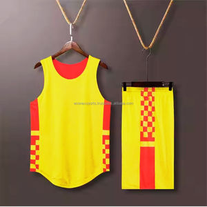 Conjunto de camiseta de baloncesto para jóvenes personalizable, camiseta en blanco con estampado de estilo sencillo transpirable para jugadores jóvenes, además de ropa de baloncesto - Product Image 5