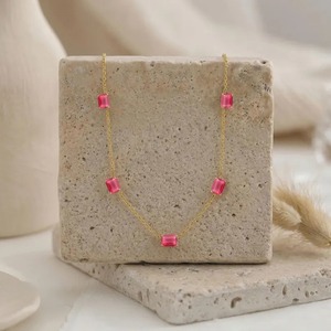 Collar de Turmalina Rosa con Cadena Dorada, Collar de Turmalina Octogonal, Cadena Delicada y Minimalista para Mujer - Product Image 2
