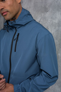 Chaqueta cortavientos con capucha y pantalones cortos para hombre, ligera, con cremallera completa, para deportes al aire libre, informal, con bolsillos con cremallera y puños elásticos - Product Image 2