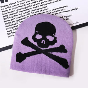 Gorro de Calavera Gótica Cálido, Suave y Elástico para Hombres y Mujeres, Gorro de Punto para Halloween, Esquí, con Bordado 3D de Daily Gothic Gifts - Product Image 4