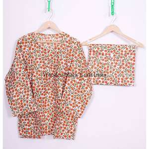 Conjunto de Pijama de Lujo Hecho a Mano 100% Algodón con Estampado Floral para Mujer, Manga Tres Cuartos, Cuello Redondo, Largo Completo, Cintura Elástica, Suave - Product Image 3