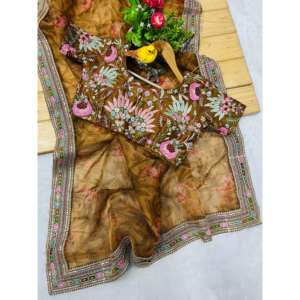 Magnifique sari en mousseline de soie de créateur avec broderie multicolore, silhouette droite et imprimé floral - Product Image 2