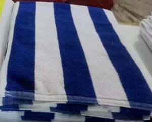 Toalla de playa - 350 GSM - Mezcla de 80% algodón y 20% poliéster - Tamaño grande 100 cm x 180 cm - Product Image 3