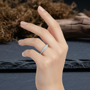 Nuevo Anillo Apilable de Moda con Circonita Cúbica en Forma de Media Luna, Corte Redondo, Plata de Ley 925, Joyería Delicada de Lujo para Mujer, para Boda o Compromiso - Product Image 4