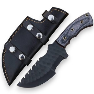 Cuchillo de caza forjado a mano de acero de alto carbono con funda Scout Carry - Cuchillo de caza para exteriores de espiga completa con hoja con recubrimiento en polvo - Product Image 1