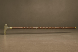 Bastón de madera con mango en T ornamentado, bastón decorativo de madera con eje retorcido para uso de hombres y mujeres - Product Image 4
