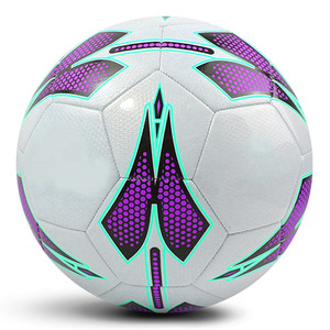 Balón de Fútbol Cosido a Mano, Duradero, de Alta Calidad, Diseño Personalizable, Material de Cuero PU, Servicio OEM, Económico - Product Image 4