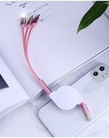 Coffret Cadeau Cheval 2026 – Boîte Cadeau d'Affaires Rouge à Ouverture Facile avec Câble de Données – Ensemble Deux Pièces Connecteurs Lightning/Micro USB/Type-C – Charge Rapide
