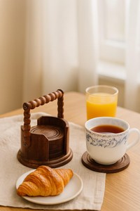 ที่รองแก้วไม้ดีไซน์สวยสำหรับถ้วยชา กาแฟ จัดโต๊ะให้เรียบร้อย ใช้ในร้านกาแฟ และเป็นของขวัญ ขายส่งจากอินเดีย - Product Image 4