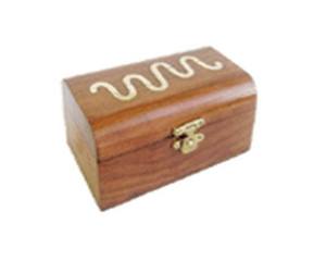 Boîte à bijoux en bois poli faite à la main, boîte cadeau polyvalente pour bagues, boucles d'oreilles, bracelets, pendentifs, décoration artisanale écologique DIY - Product Image 3