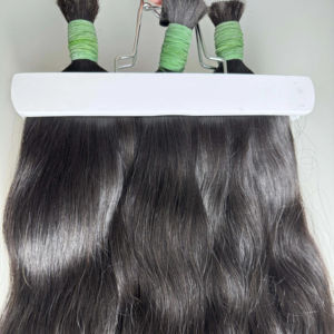 Fournisseur en gros de cheveux humains bruts purs du Vietnam, extensions de cheveux de 6 à 32 pouces, lisses naturels. - Product Image 1