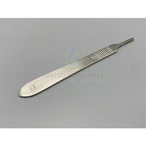 Manche de scalpel de précision professionnelle, instrument fiable pour les procédures cliniques et les soins chirurgicaux - Product Image 3