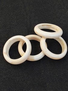 Bracelets en os de buffle naturel, fabriqués à partir d'os de buffle, adaptés aux créateurs de bijoux, idéaux pour la revente - Product Image 4