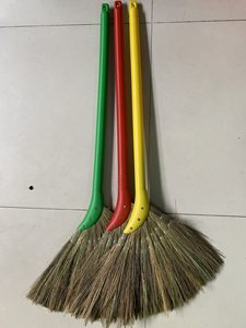 Balais vietnamiens en herbe de tigre, balais souples/balais en fibre de coco, manche long, durables, pour le nettoyage domestique, export direct usine - Product Image 3
