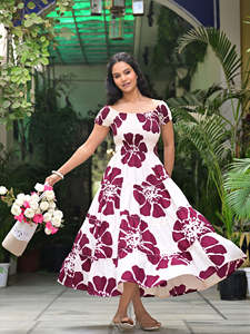 Robe midi/maxi élégante pour femme, imprimé géométrique, tissée, écologique, décontractée, avec haut smocké et col rond, pour le quotidien - Product Image 6