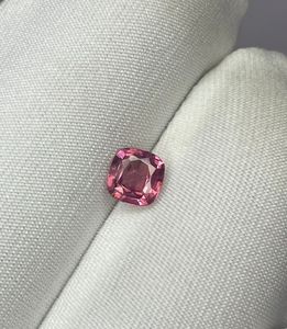 Zafiro rosa sin tratamiento térmico, natural, de las minas de Ceylón, Sri Lanka, corte cojín. - Product Image 4