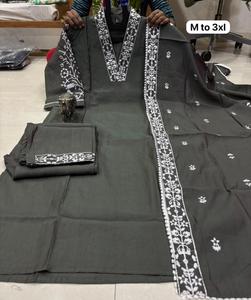 Salwar Kameez en coton violet avec broderie blanche, coupe classique, longueur au sol, vêtements traditionnels indiens et pakistanais pour femmes, du M au 4XL - Product Image 3