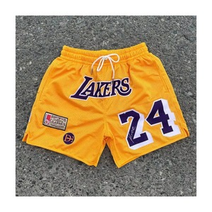 Short de basketball jaune pour homme Lakers, taille élastiquée avec cordon de serrage, style décontracté, 100 % coton, avec strass et impression sérigraphiée. - Product Image 1