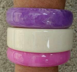 Bracelet manchette épais et rond en résine de fibre d'acétate pour femme, idéal pour le quotidien et les soirées - Product Image 4