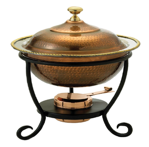 Chafé en cuivre martelé carré avec un cadre à motifs noirs. Élégant, compact et raffiné pour hôtel, restaurant, mariage, fête ou usage domestique - Product Image 4