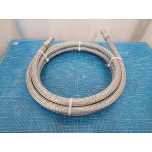 AMAT 3300-02240 FTG FLG SST BLK NON-ROT CF_2-3/4 P Usado Como Está, Piezas de Equipos Semiconductores Legacy - Product Image 1