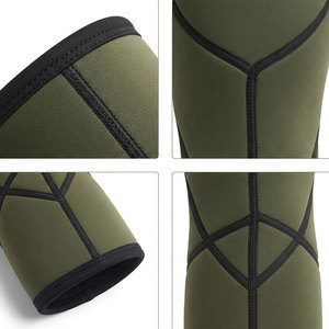Genouillères en néoprène idéales pour la musculation et les entraînements intensifs, avec compression, soutien articulaire et coutures plates. - Product Image 4