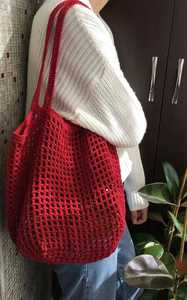 Attention est portée au tissage, aux bords, aux poignées et à la finition globale pour créer un produit fini soigné et attrayant. - Product Image 1