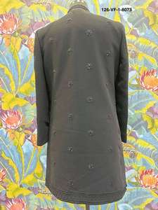 Sherwani pour homme sur le thème du Jardin d'Eden, en tissu TR Lachko, à motifs floraux et animaux sauvages, col mandarin, tenue de mariage traditionnelle - Product Image 3
