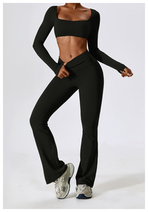 Conjunto Deportivo de 2 Piezas para Gimnasio y Yoga, para Mujer, de Alta Calidad, Ecológico, Transpirable y de Secado Rápido, en Spandex/Nailon - Product Image 3