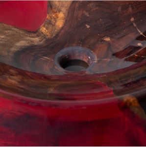 Lavabo de salle de bain en acrylique rouge et bois artisanal avec incrustation en bois d'olivier, pour comptoir moderne - Product Image 4