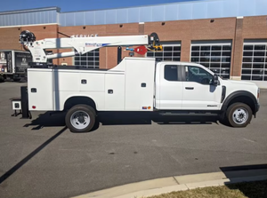 Camión Tractor Diésel de 10 Ruedas 6x4 para Trabajo Pesado, Ideal para Transporte de Carga y Gestión Logística - Product Image 6