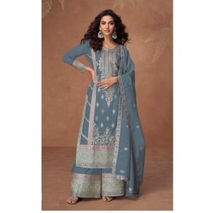 Traje Palazzo de diseñador pakistaní indio para fiesta de tendencia con trabajo de secuencia de codificación de bordado disponible en diferentes tamaños - Product Image 1